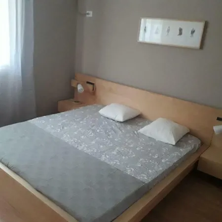 Apartment Hellen's Apart Bukarest